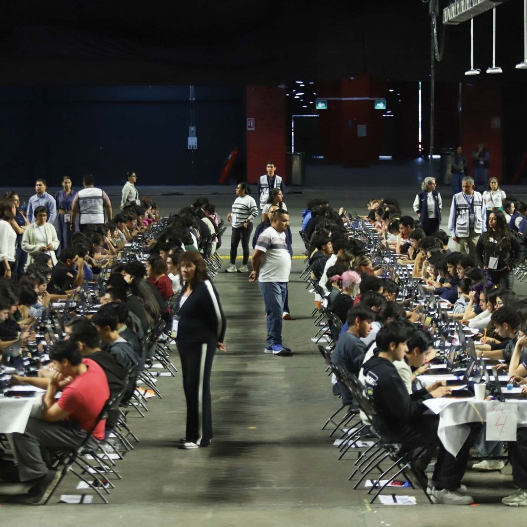 Segundo Día de Examen de Control UNAM: Más de 18 Mil Aspirantes en Palacio de los Deportes